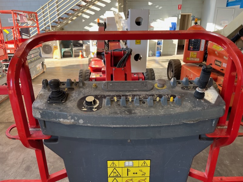 Sold - Articulated Boom Lift - View 2